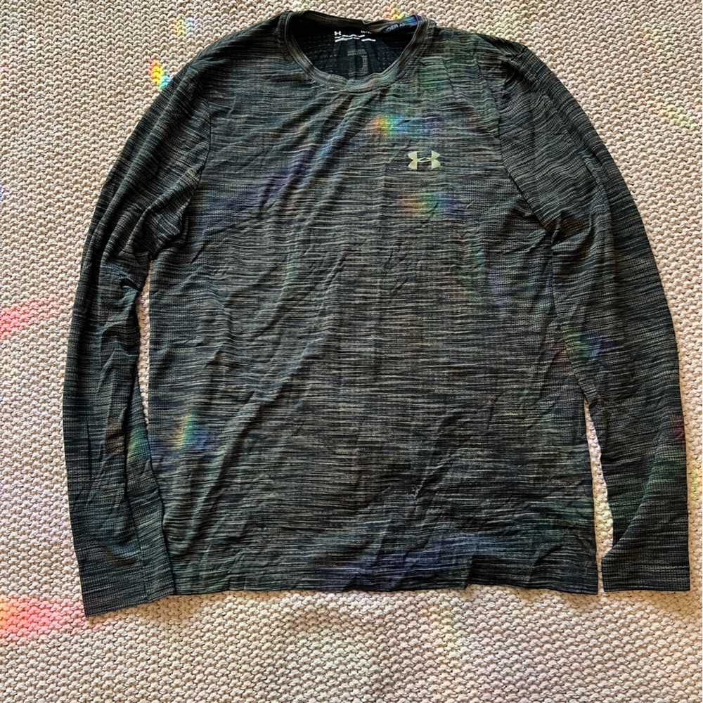 Under Armour Long Sleeve. Size Large